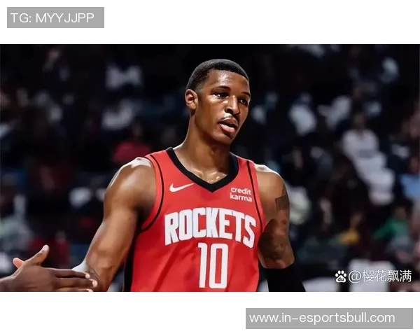 小贾巴里史密斯精彩反击轻松双手扣篮震撼全场展现超强实力