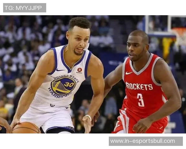 媒体人称保罗仅次于库里的控卫地位库里与保罗各具特色展现不同风格